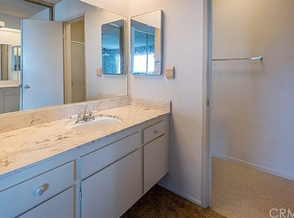 5th image of 1551 Oakhorne Dr