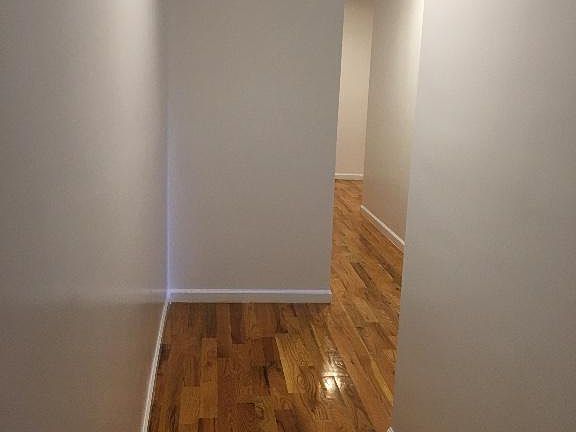 2nd image of 201 Sherman Ave APT 3L
