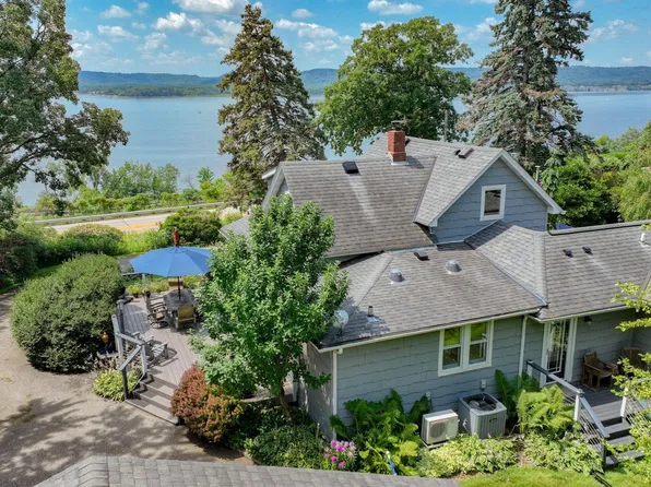 N2082 Walnut St, Stockholm, WI 54769