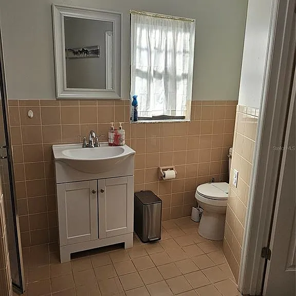 1745 Foxcreek Ln — Photo 27