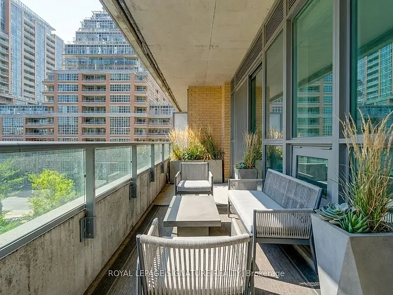 69 Lynn Williams St #302 — Photo 8
