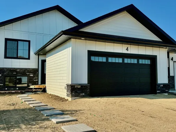 4 Aspen Place, Humboldt, SK S0K 2A0
