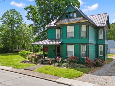111 W 4 1/2 St, Williamstown, WV, 26187