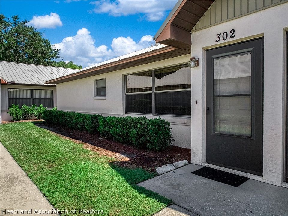 1st image of 302 Villaway N