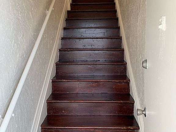 4th image of 1740-1748 35th Ave #1740