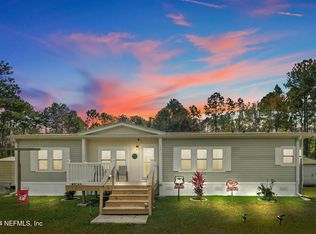 135 E Satsuma St, Palatka, FL 32177