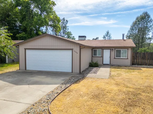 1280 Bradley Dr, Redding, CA 96003