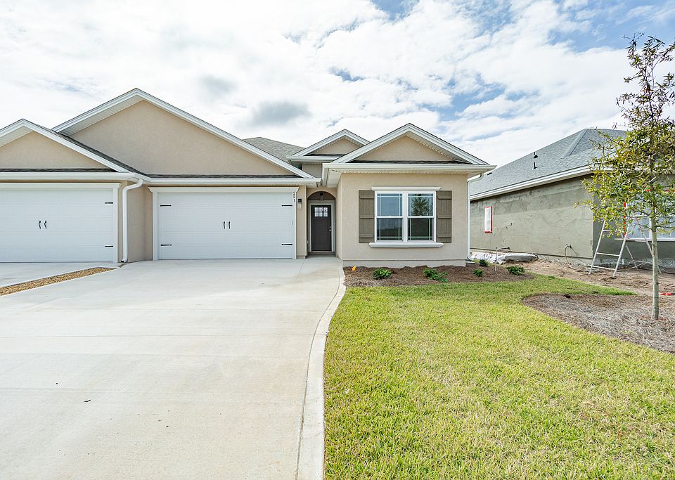 1st image of 221 The Villas Way