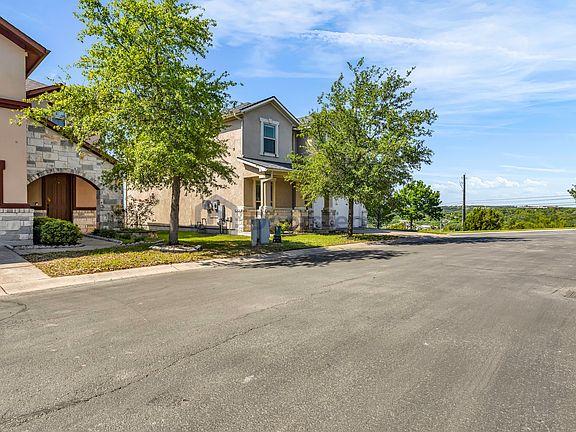 2nd image of 7321 Highland Bluff Cv