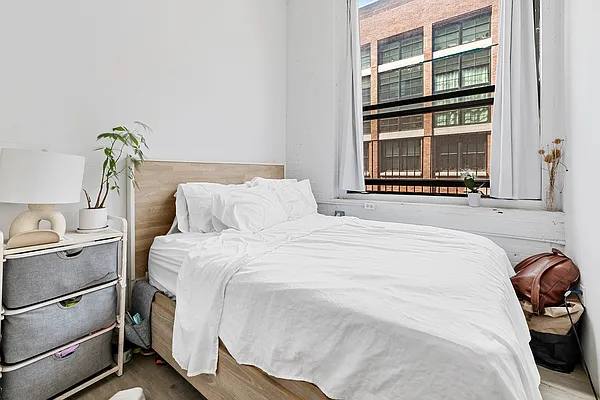 Rented by REAL New York | media 11