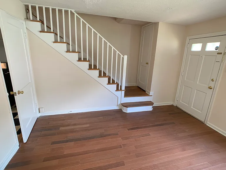 1684 Valley Ave — Photo 43