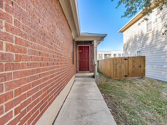 4th image of 193 Corral Fence