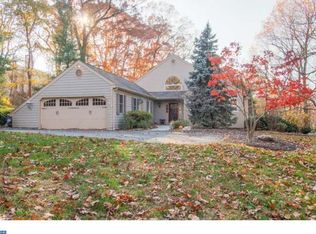 405 Brighton Cir, Devon, PA 19333