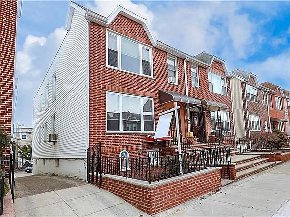 2nd image of 35 Bay 8 St