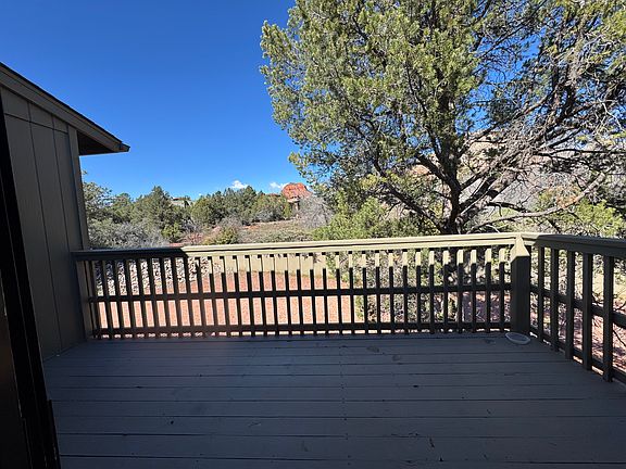 5th image of 28 Kayenta Ct