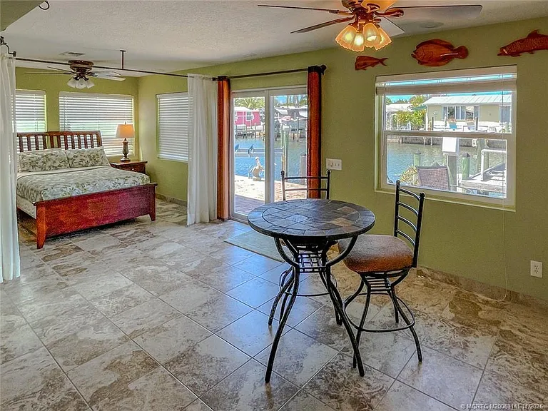 60 Aqua Ra Dr — Photo 16