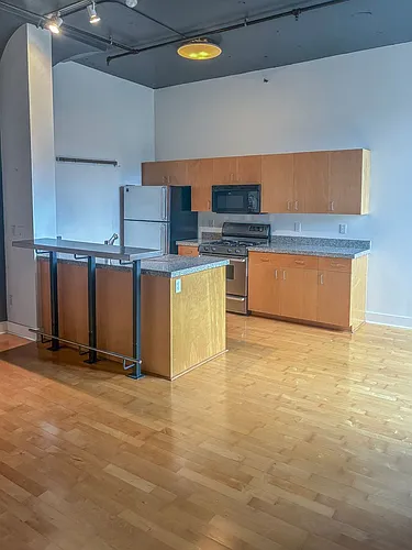 300 NW 8th Ave #203 Photo 1