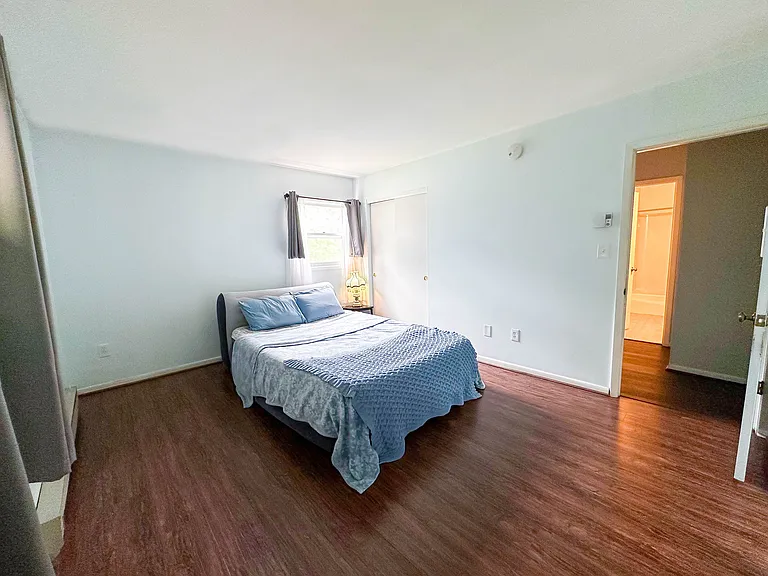 200 Oakley Dr — Photo 16