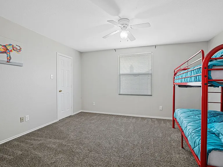 9641 Euclid Dr — Photo 13