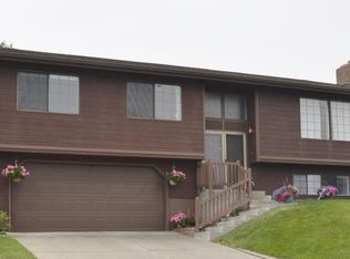 1410 W Cherry Ave, Selah, WA