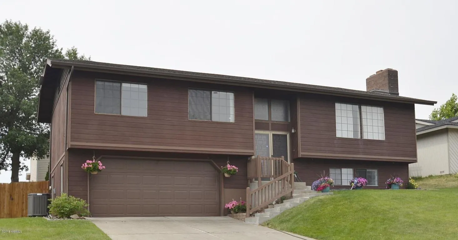 1410 W Cherry Ave photo 1