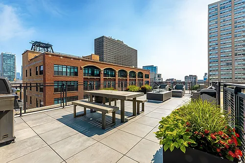 21st Street Lofts by 3L Living Photo 1