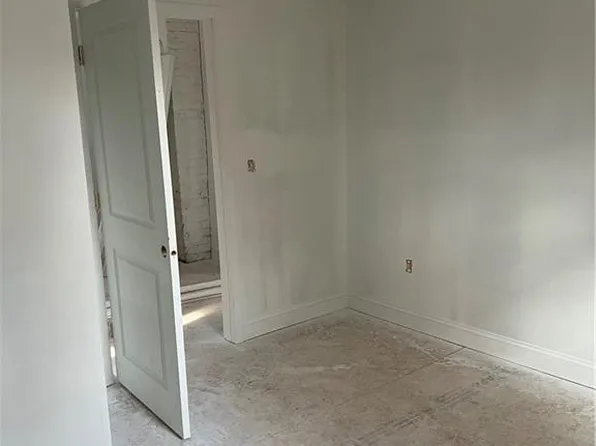 2708 Ludwig St, Winston Salem, NC 27107