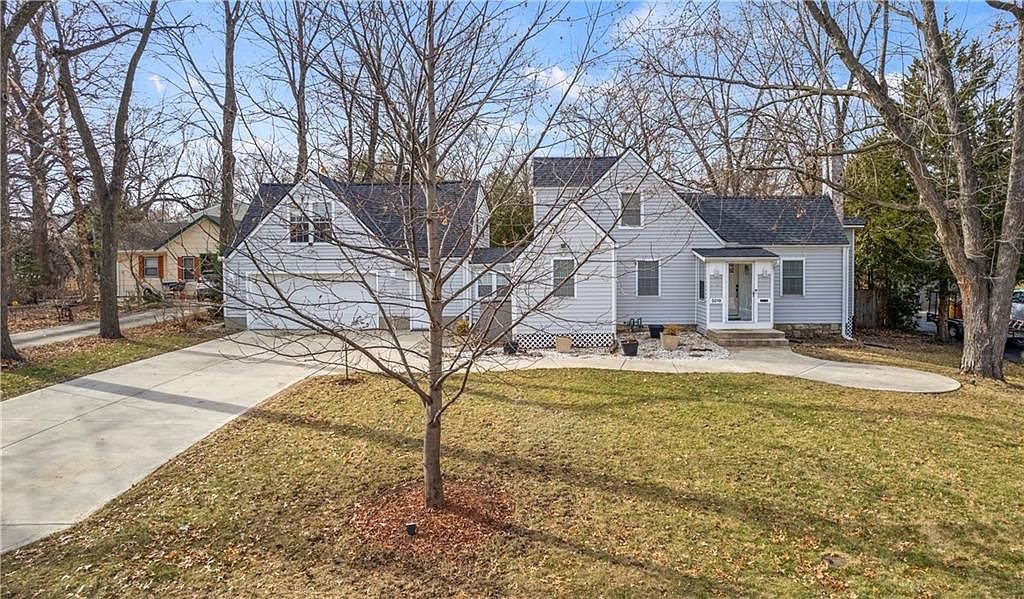 5018 Wells Dr, Roeland Park, KS 66205 Zillow