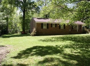 318 E 6th Ave, Kenbridge, VA 23944