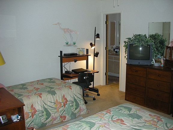 5th image of 17205 Johnston Dr