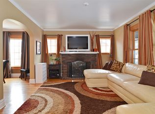 629 Green Bay Rd, Highland Park, IL 60035