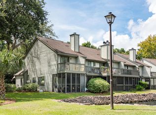 855 Sandlake Dr APT D, Mount Pleasant, SC 29464