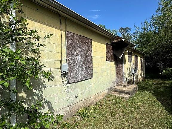 2nd image of 808 Cliffside Ave