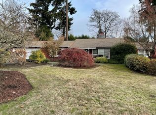 520 96th Ave NE, Bellevue, WA 98004