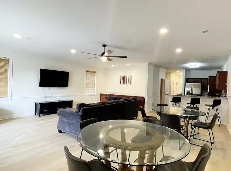 300 33rd Ave S #206 — Photo 4