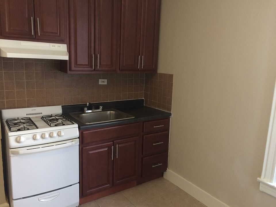 1st image of 538 E 21st St APT C6
