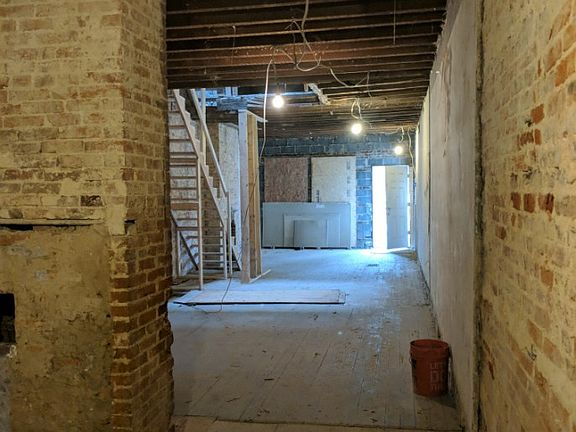 5th image of 1419 N Central Ave