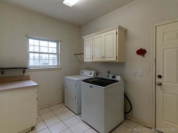 5th image of 4982 E Cedar Ridge Rd