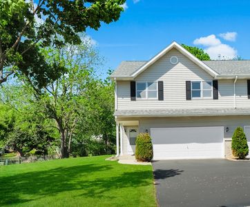 211 Lorien Ct, Dundee, IL, 60118