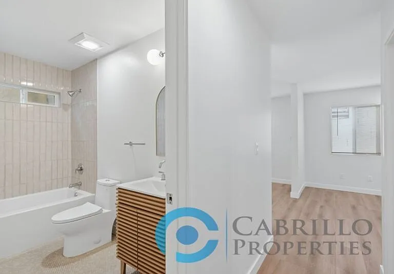 3645 Logan Ave — Photo 18