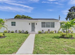 3510 NW 171st St, Miami Gardens, FL 33056