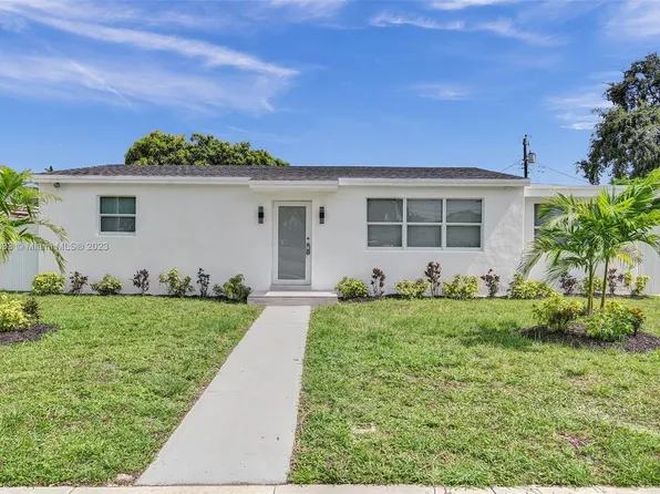 3510 NW 171st St, Miami Gardens, FL 33056