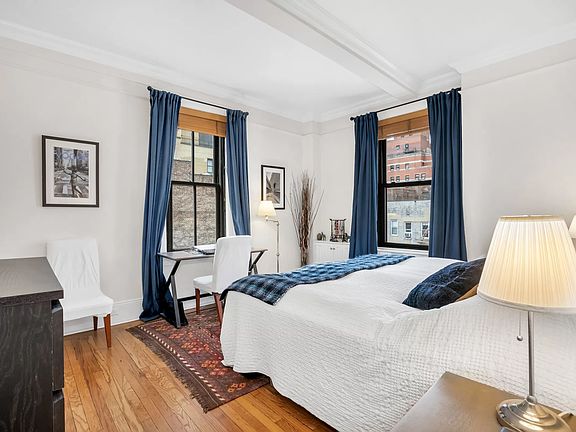 5th image of 212 E 48th St APT 7C