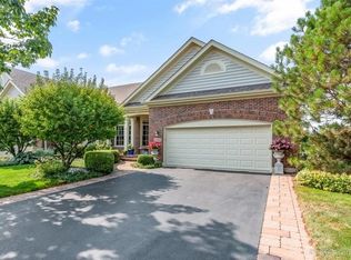 4083 Honeymoon Rdg, Lake In The Hills, IL 60156