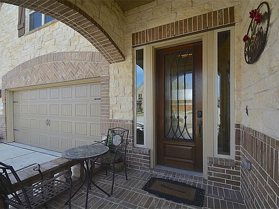 3rd image of 17327 Pentland Ct