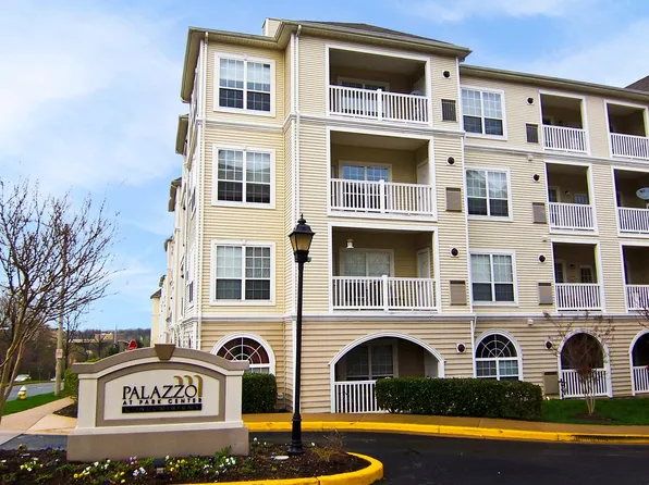 4561 Strutfield Ln APT 3309, Alexandria, VA 22311