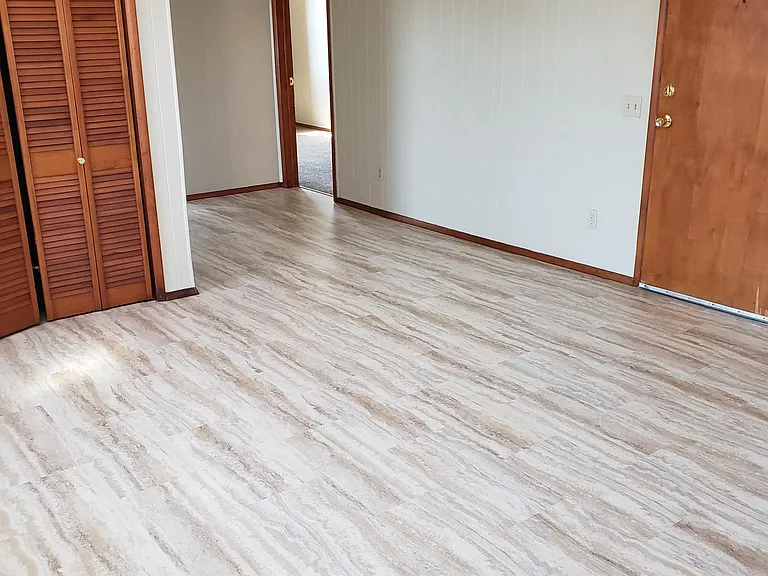 134 W Central St #5 — Photo 5