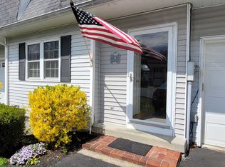 14 Sycamore Ct, Fishkill, NY 12524