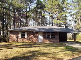 1459 County Road 10, Stringer, MS 39481
