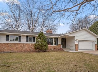 3514 Beard Curv, Bloomington, MN 55431